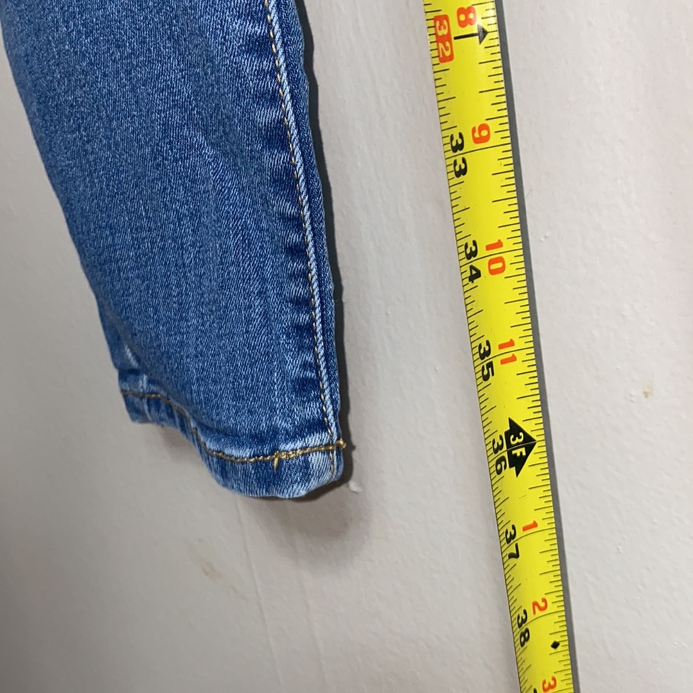 🛍️Trendy Comfy blue Jeans with no holes! - Picture 8 of 9